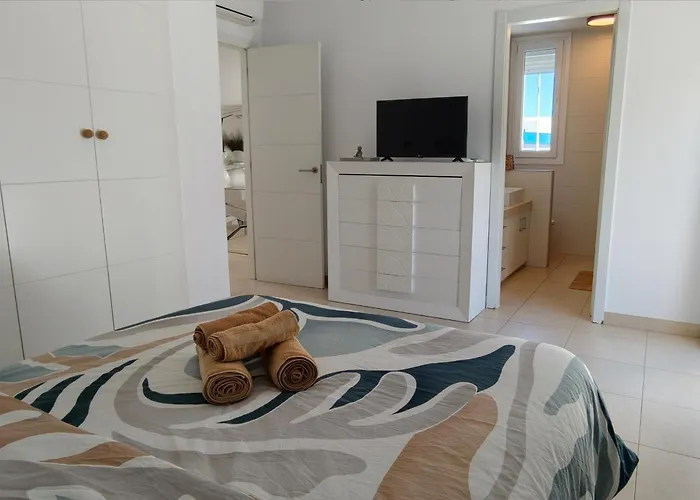 Casa Rafa Villa, 4br Private Pool, Costa Adeje, Tenerife 펜션