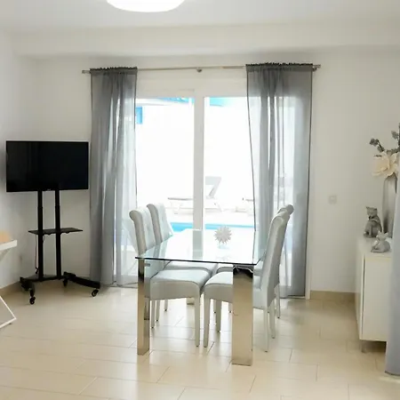 Feriehus Casa Rafa Villa, 4br Private Pool, Costa Adeje, Tenerife