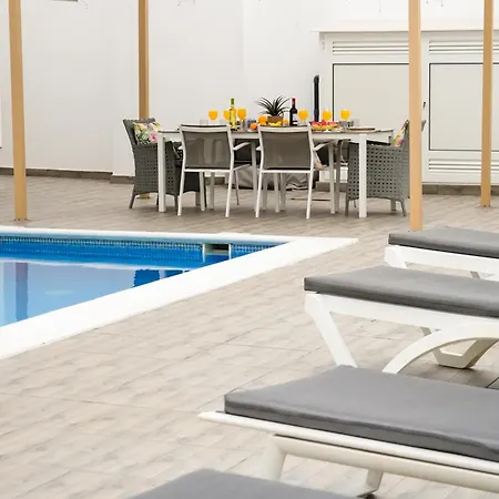 Casa Rafa Villa, 4br Private Pool, Costa Adeje, Tenerife Feriehus